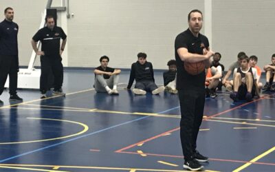 Guillaume Giroux, entraîneur-chef, Rouge et Or de l’Université Laval à Québec au Sport-Études de LANO